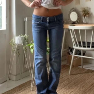 Lågmidjade jeans - Jätte snygga jeans från hm 🤍