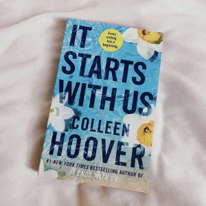 It starts with us - Nyköpt bok i bra skick. Tryck på köp nu!❤️