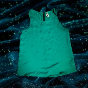 Turkost linne  - Turkost linne ärvt från min syster. Från 00-talet nån gång