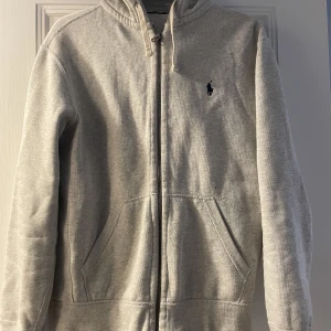 Ralph Lauren zip - Storlek S  Använt skick no flaws