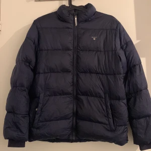 Jacka - Gant jacka som inte används längre för storleken är för liten.