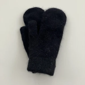 Stickade Vantar - Varma och Sköna Stickade Vantar för en Mjuk Känsla 🥰