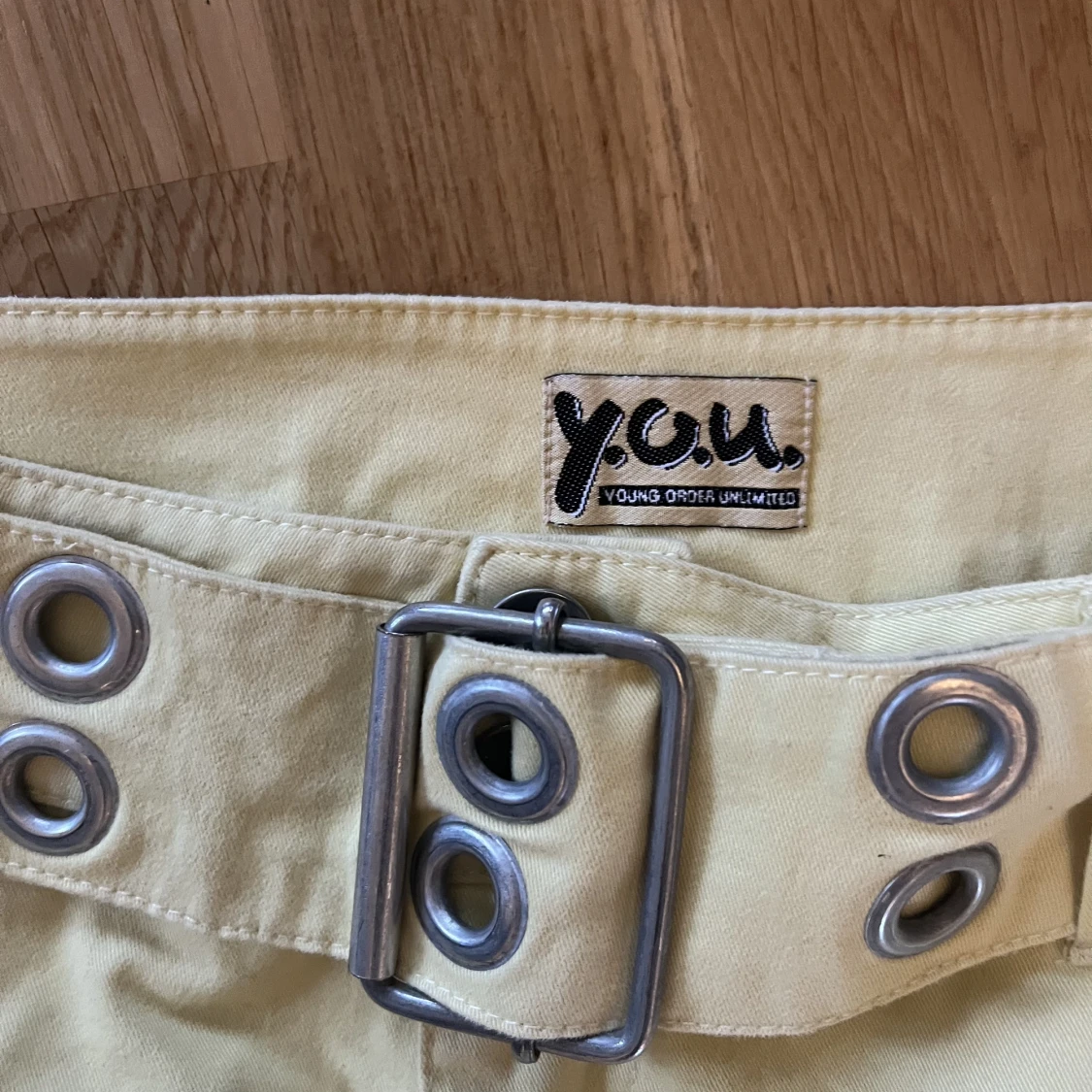 Kjol med bälte  - 91