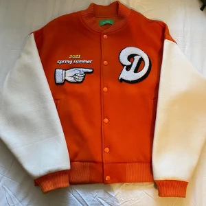 Doncare Jackan - Doncare Jackan  Storlek M Pris 1300kr