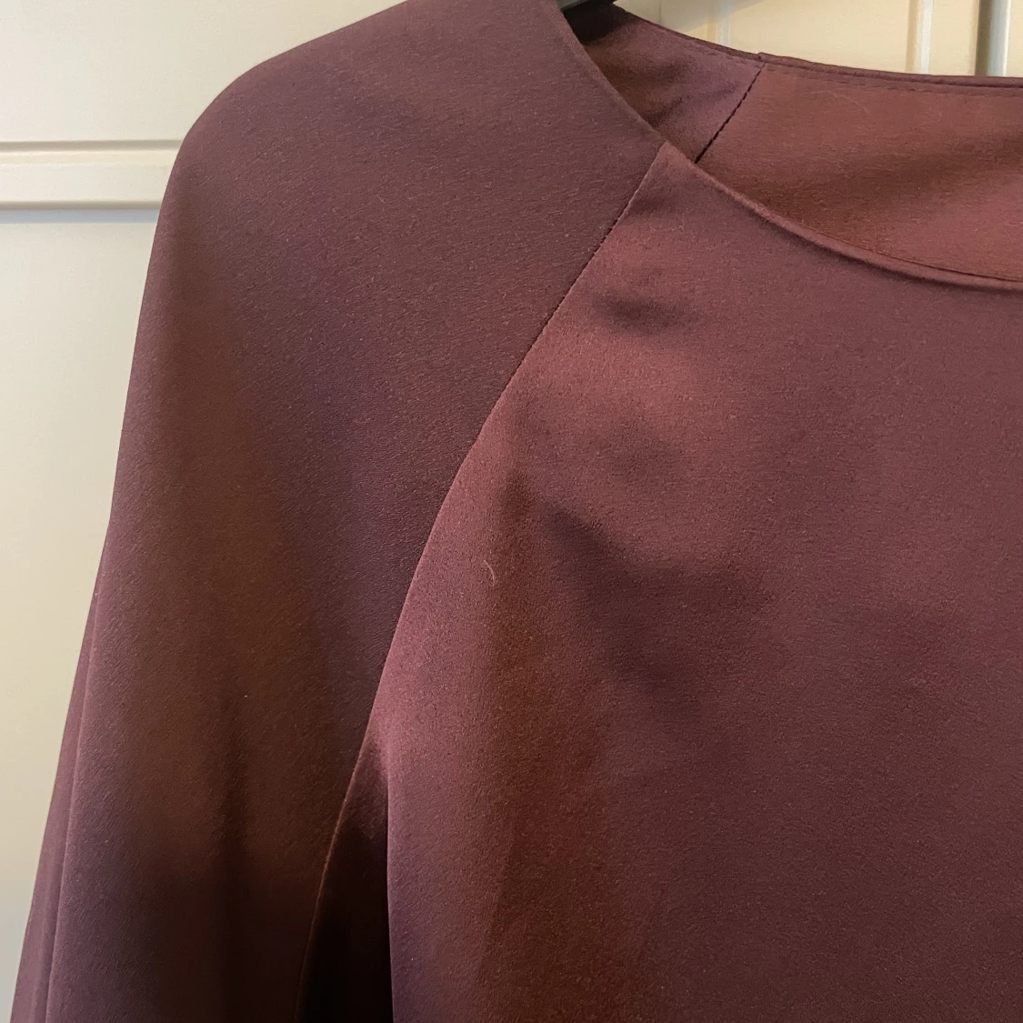 Vinröd blus från Topshop - 90