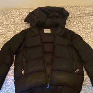 Moncler jacka - Allt e bra me den 
