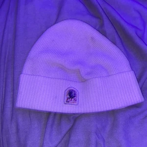Parajumpers mössa - Mössan är i bra skick