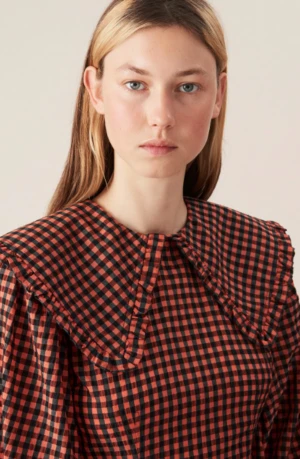 Ganni Seersucker Klänning - Otrolig klänning från Ganni i storlek 36. Felfritt skick!!  Nypris runt 2500!