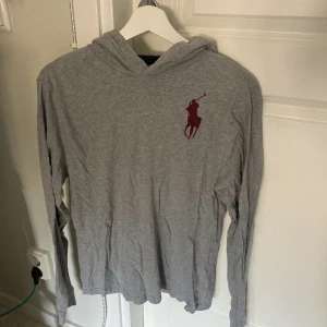 Ralph lauren tröja - Ralph lauren tröja i storlek 170