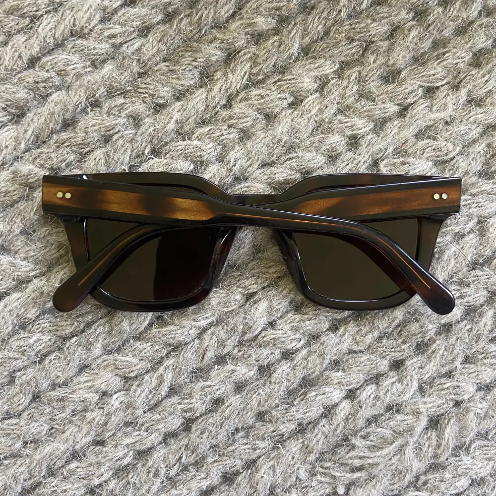 Ett par snygga och klassiska chimi eyewear #004 i Tortoise kommer med glasögonfodral samt original förpackning!. Accessoarer.