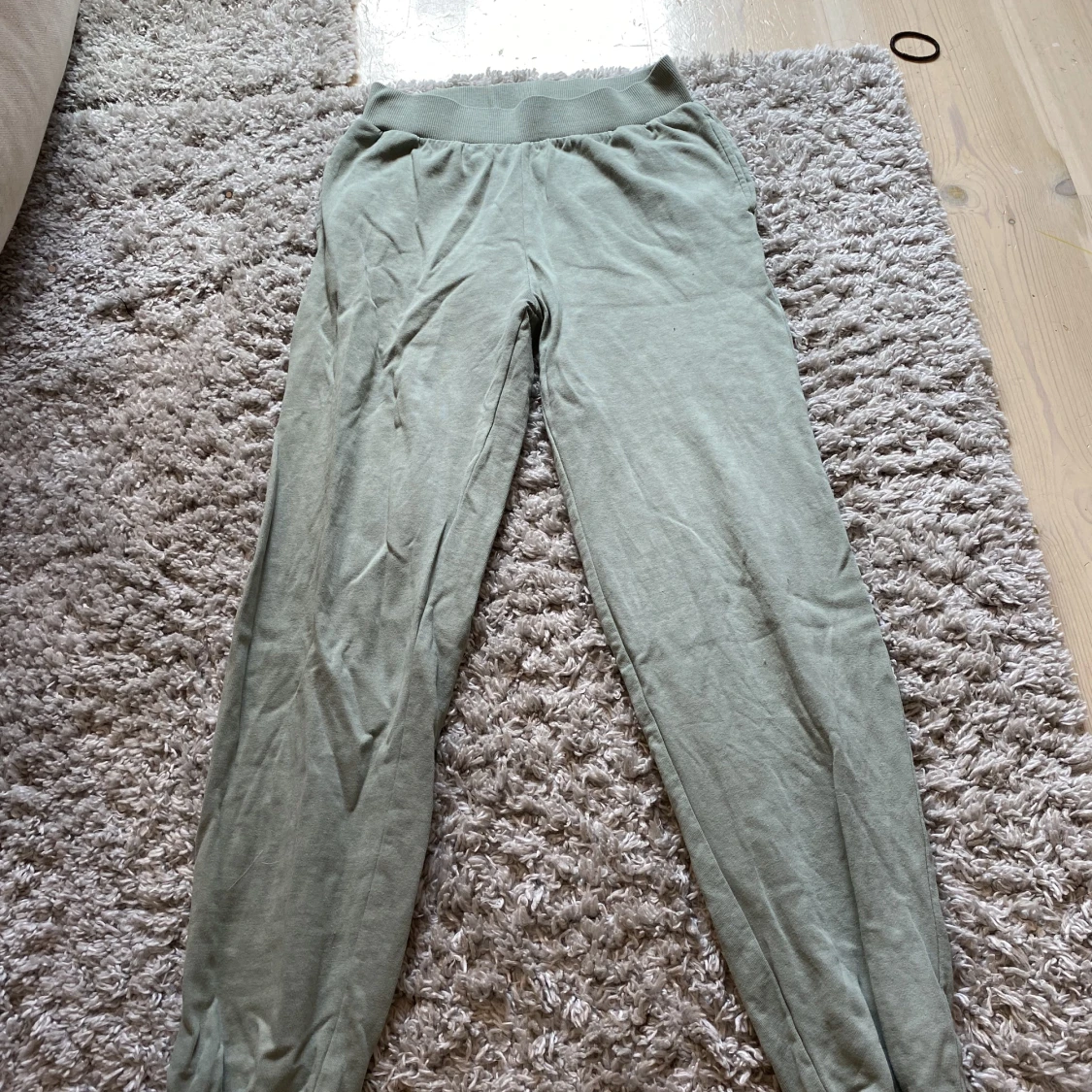 Ljusgröna mjukisbyxor