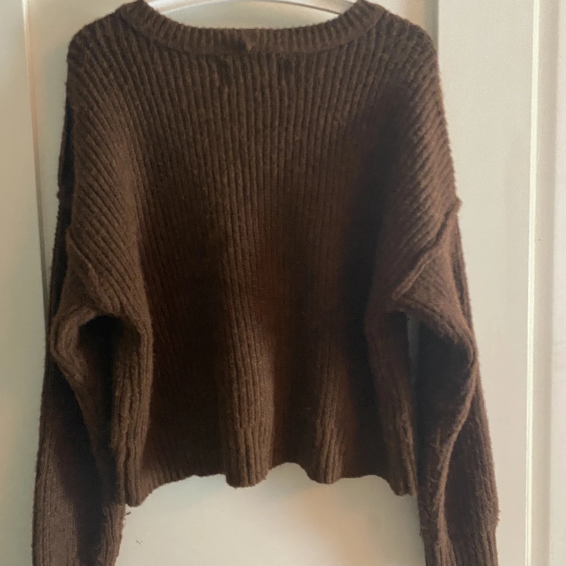 Brun tjock tröja  - 91