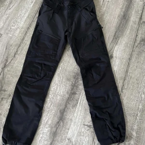 Friluftsbyxa - Friluftsbyxa från gesto workwear strl M