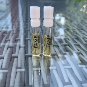 Parfymtester - Två st Paco Rabanne Fame parfymtester. Perfekt om du är osäker på om du vill köpa den stora flaska och vill prova innan! 60 kr för båda