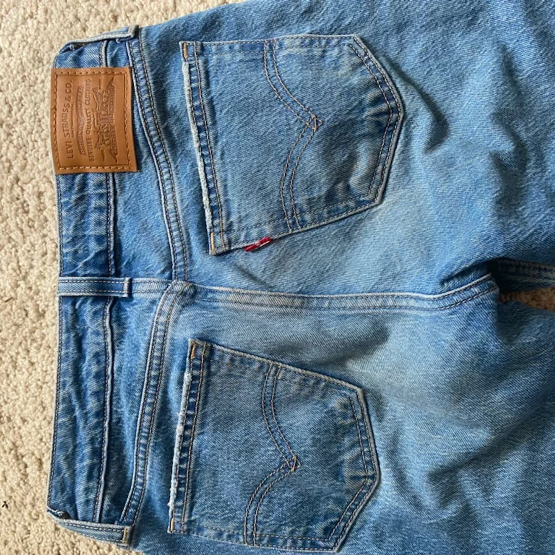 Levis - Low pitch straight - 91