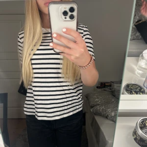 Zara tröja - Fin oanvänd randig tröja från zara