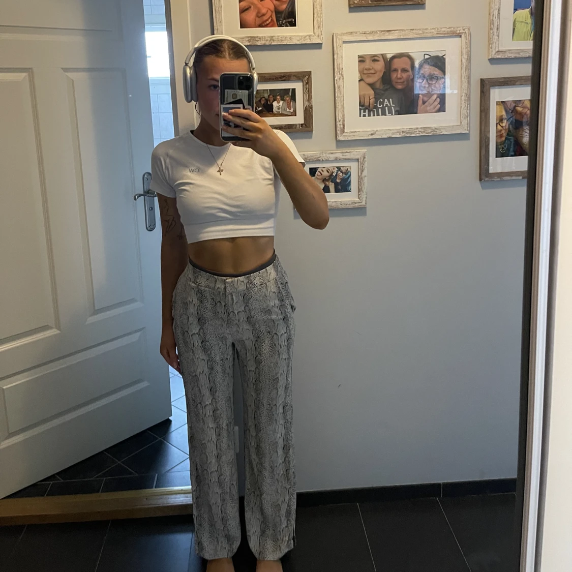 Byxor från Mango 🩶