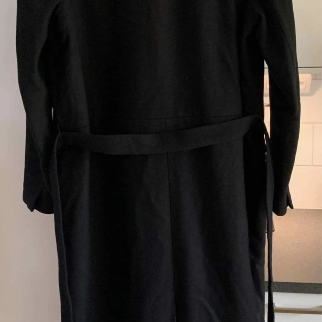 Svart Kappa i ull  - 90