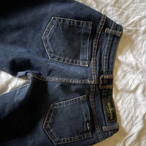 Low waist jeans - Snygga lågmidjade jeans från Miss Anna i superfin färg 💞 aldrig använda, pris kan såklart diskuteras!