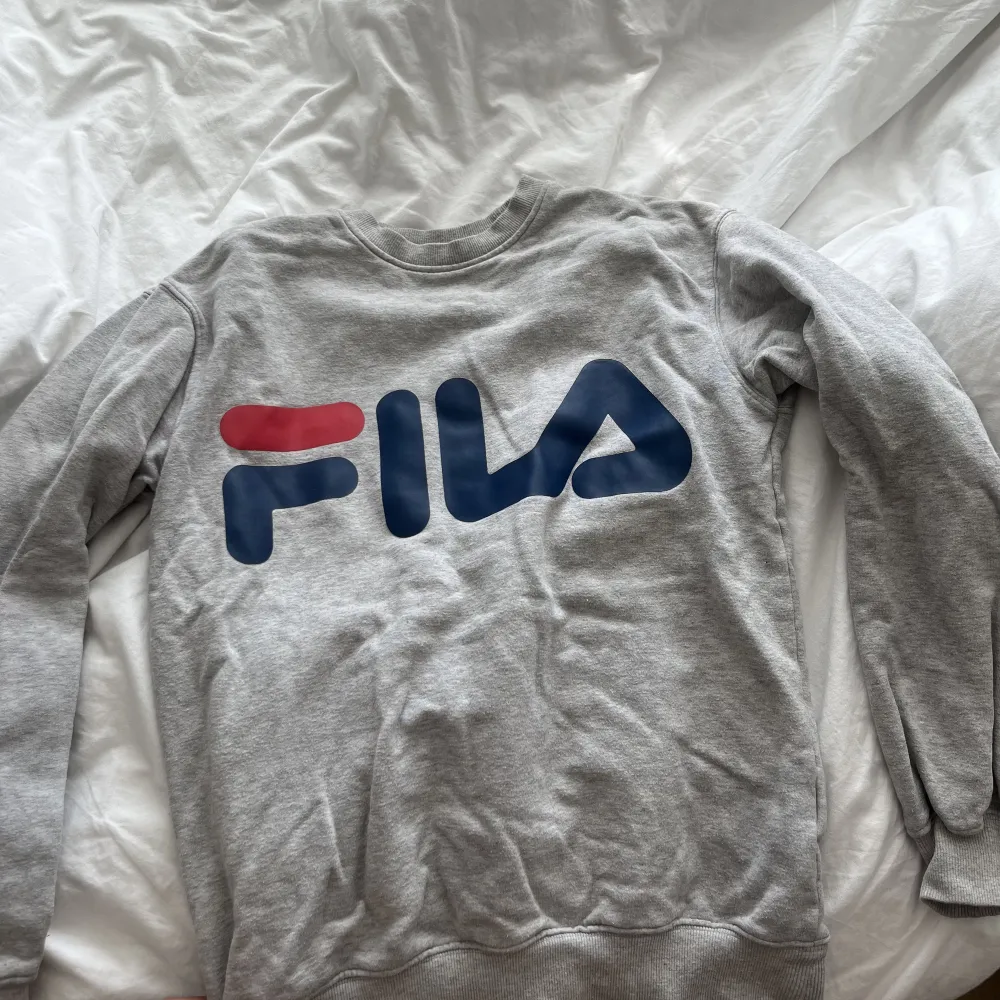 Fila tröja.. Hoodies.