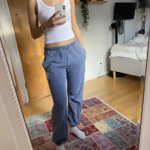  Sweatpants - Sköna och snygga sweatpants från märket Brandy Melville🩵