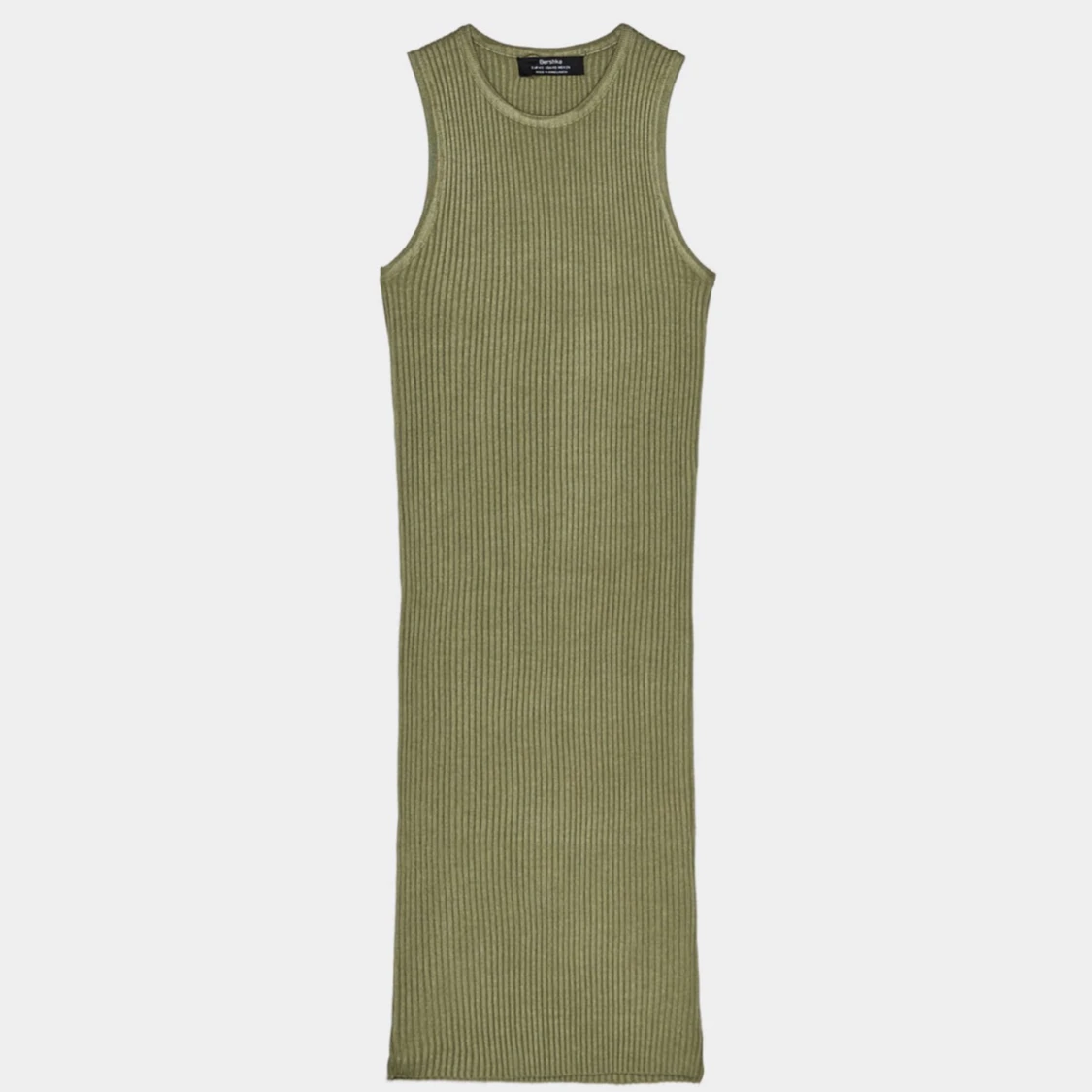 Ribbstickad klänning  - 91