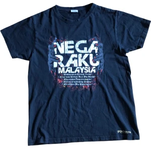 T-shirt med tryck  - .