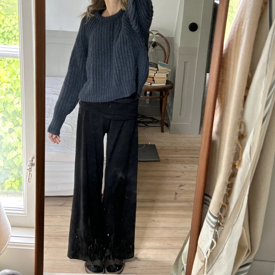 Blå stickad tröja - 90