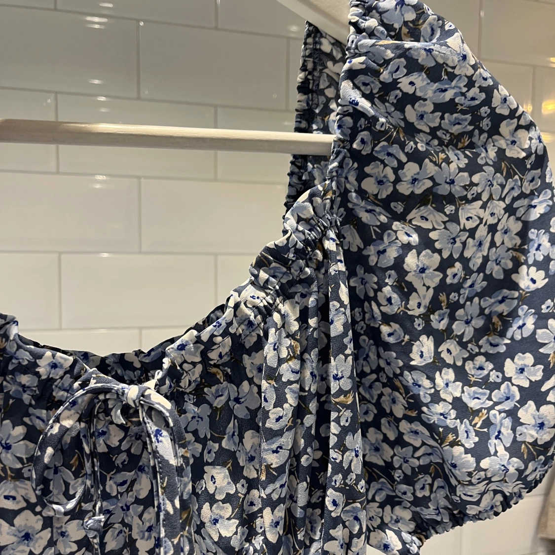 Fin blå klänning - 91