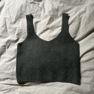 Ett kort linne från Zara i storlek M. ❤️