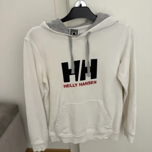 H/H hoodie  - Fin hoodie i bra skick. 