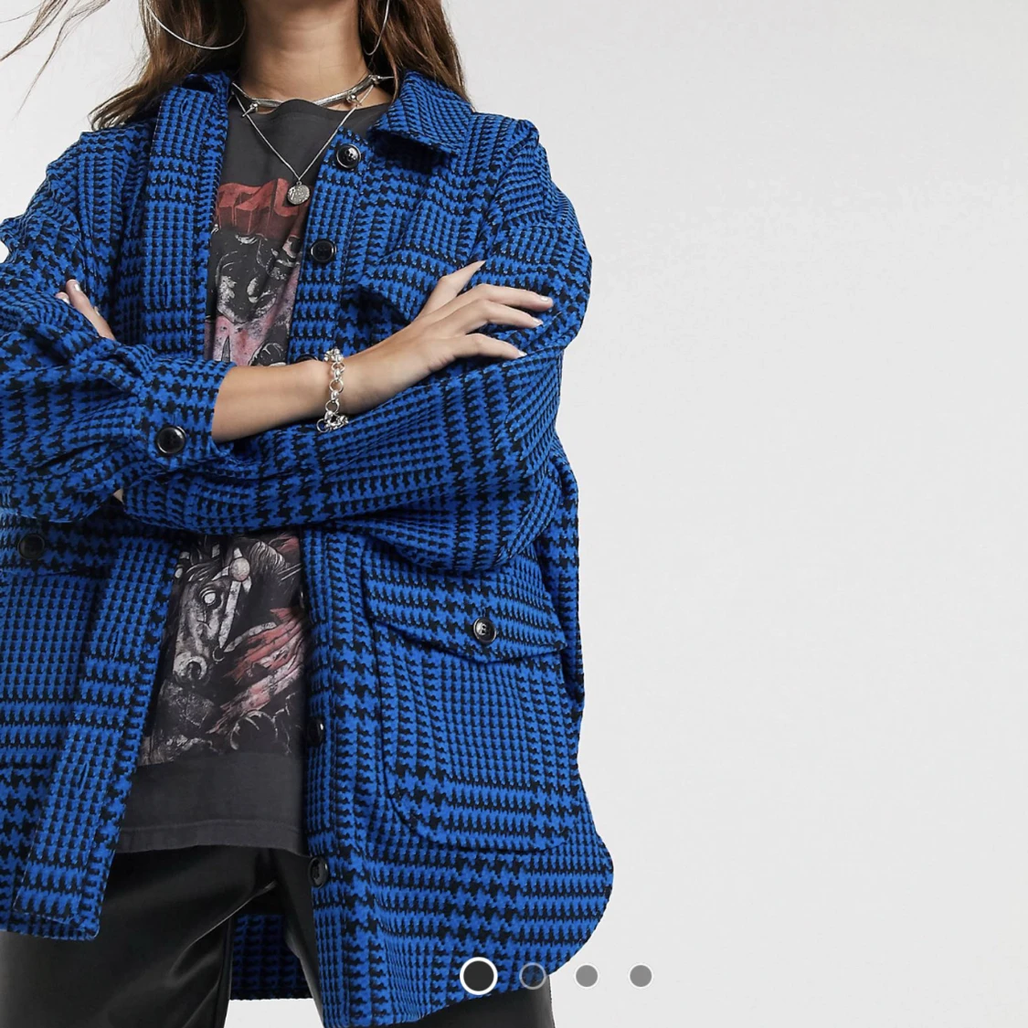 Blårutig skjortjacka i bouclé - 90