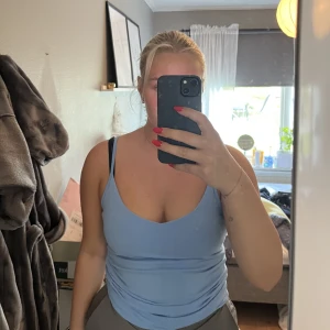 Blått linne  - Ljusblått linne från Lager157 i storlek M