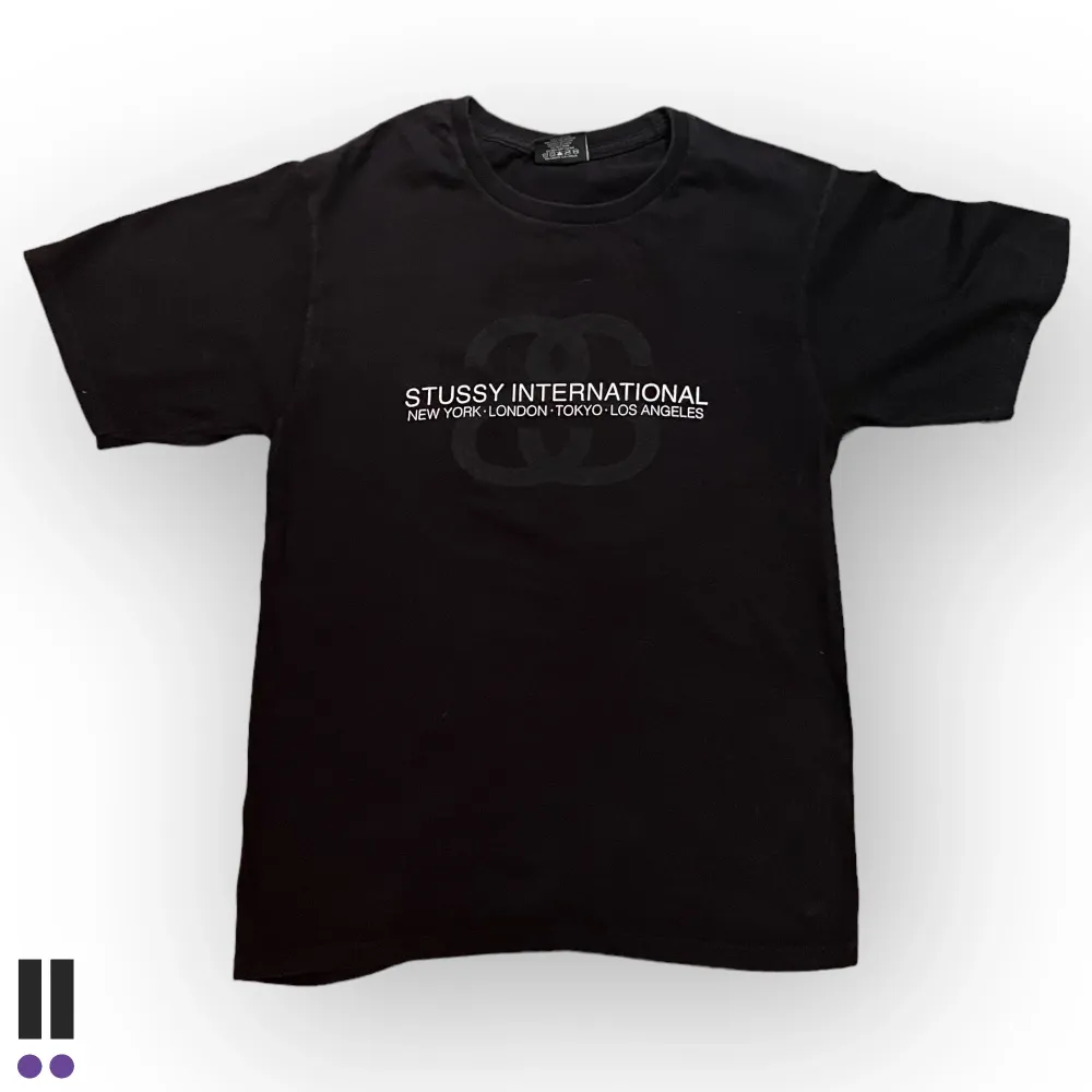 stussy t-shirt size S 💜längd, 54cm💜pit to pit, 42cm. T-shirts.