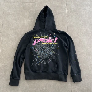 Spider hoodie  - Sprider worldwide Young thug’s egna merch  L men passar som M  Köptes på grailed