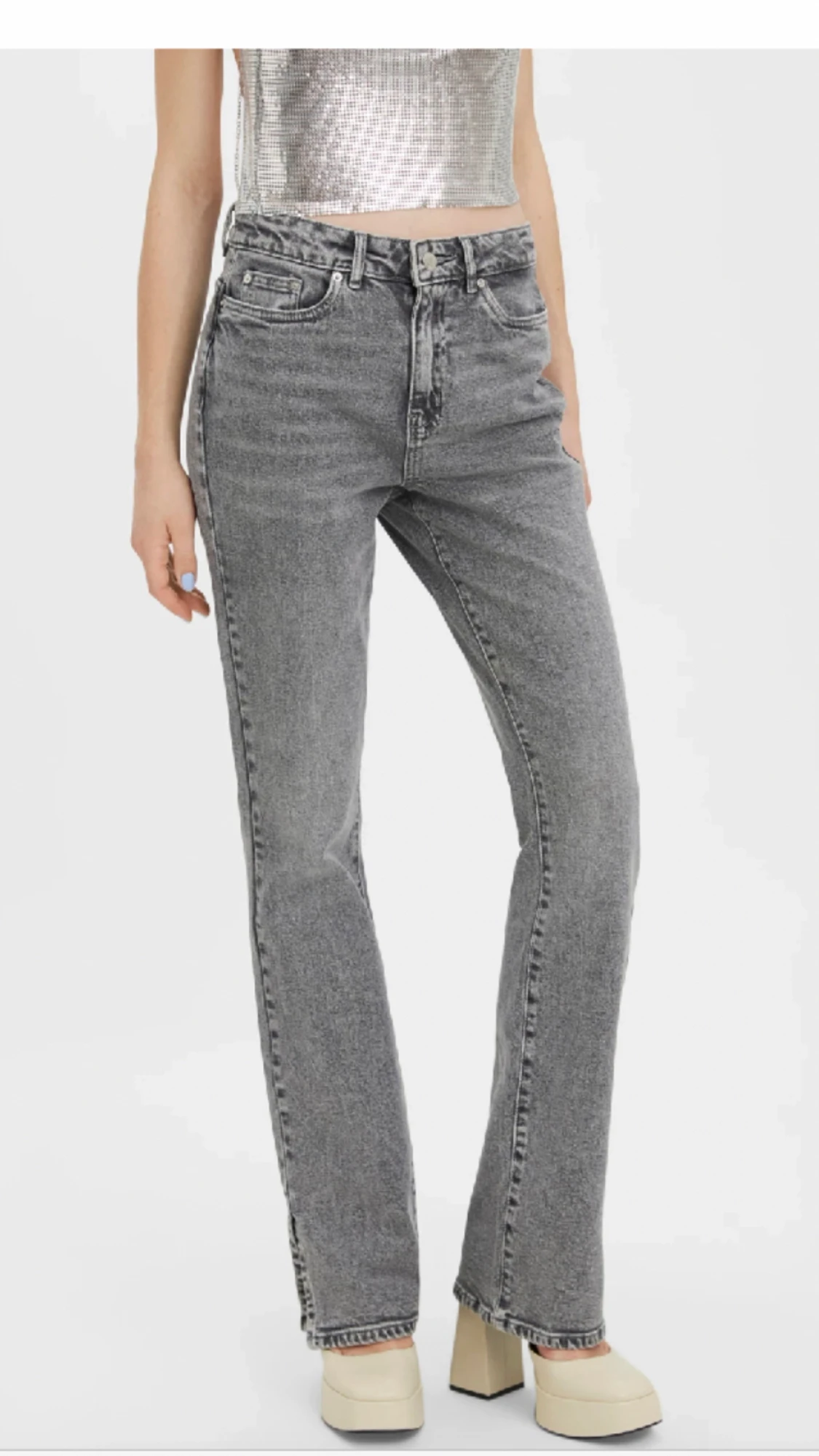 Gråa jeans från vero moda  - 90