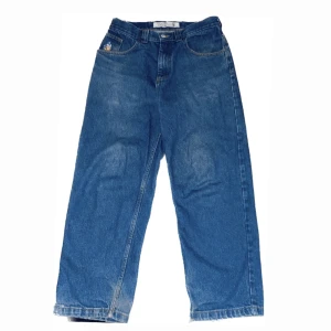 Polar 93! - Säljer pga att de är för små. Gott skick, slitage förekommer som syns på sista bilden men annars är det inget. 