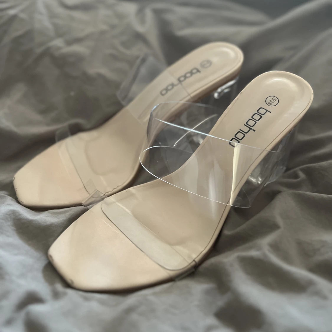 Populära genomskinliga klackskor - 91