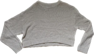 Stickad beige tröja  - 🤍Köp 4 tröjor för 200kr + FRI FRAKT 🤍 eller 3 för 2 på alla plagg 