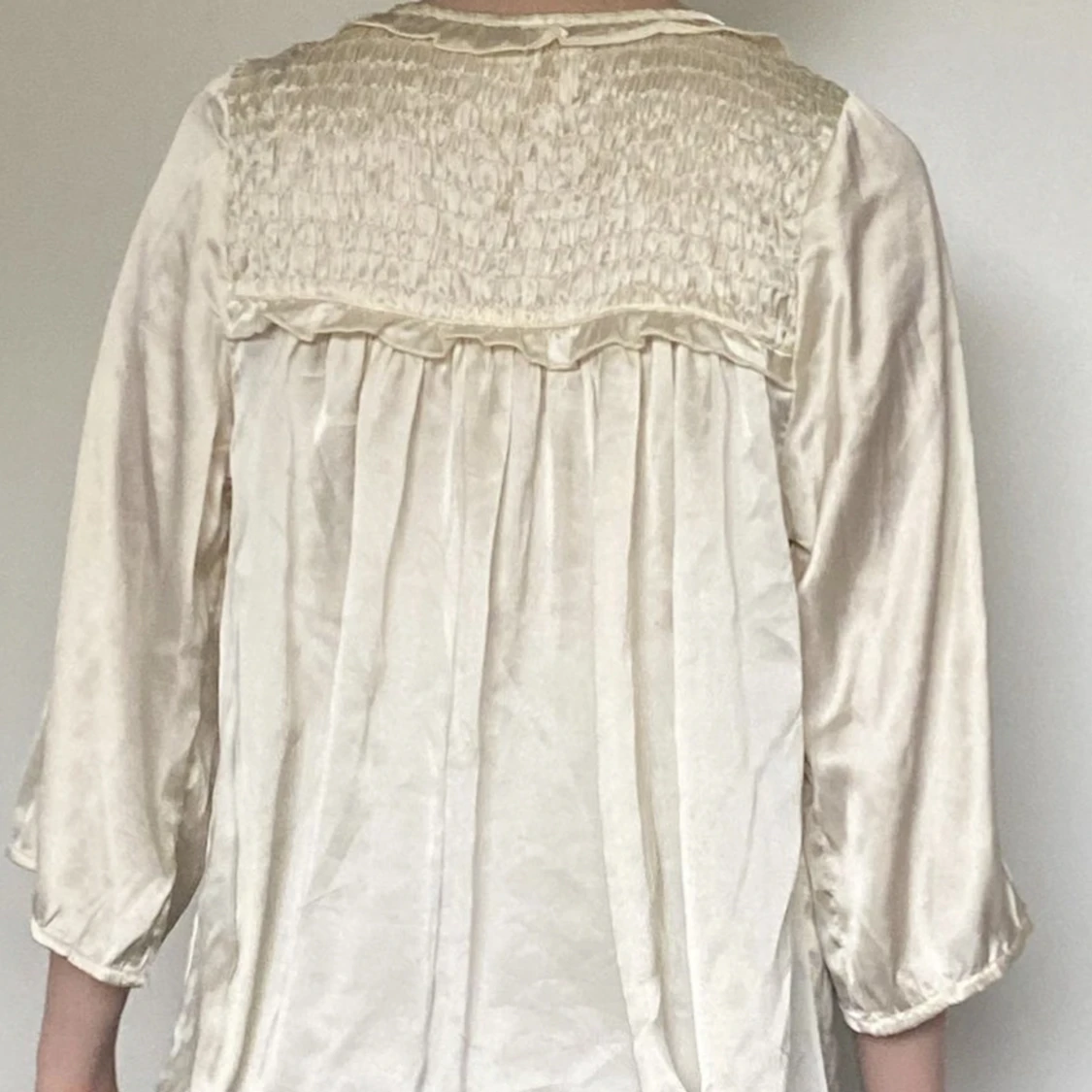 Pärlfärgad blus - 91