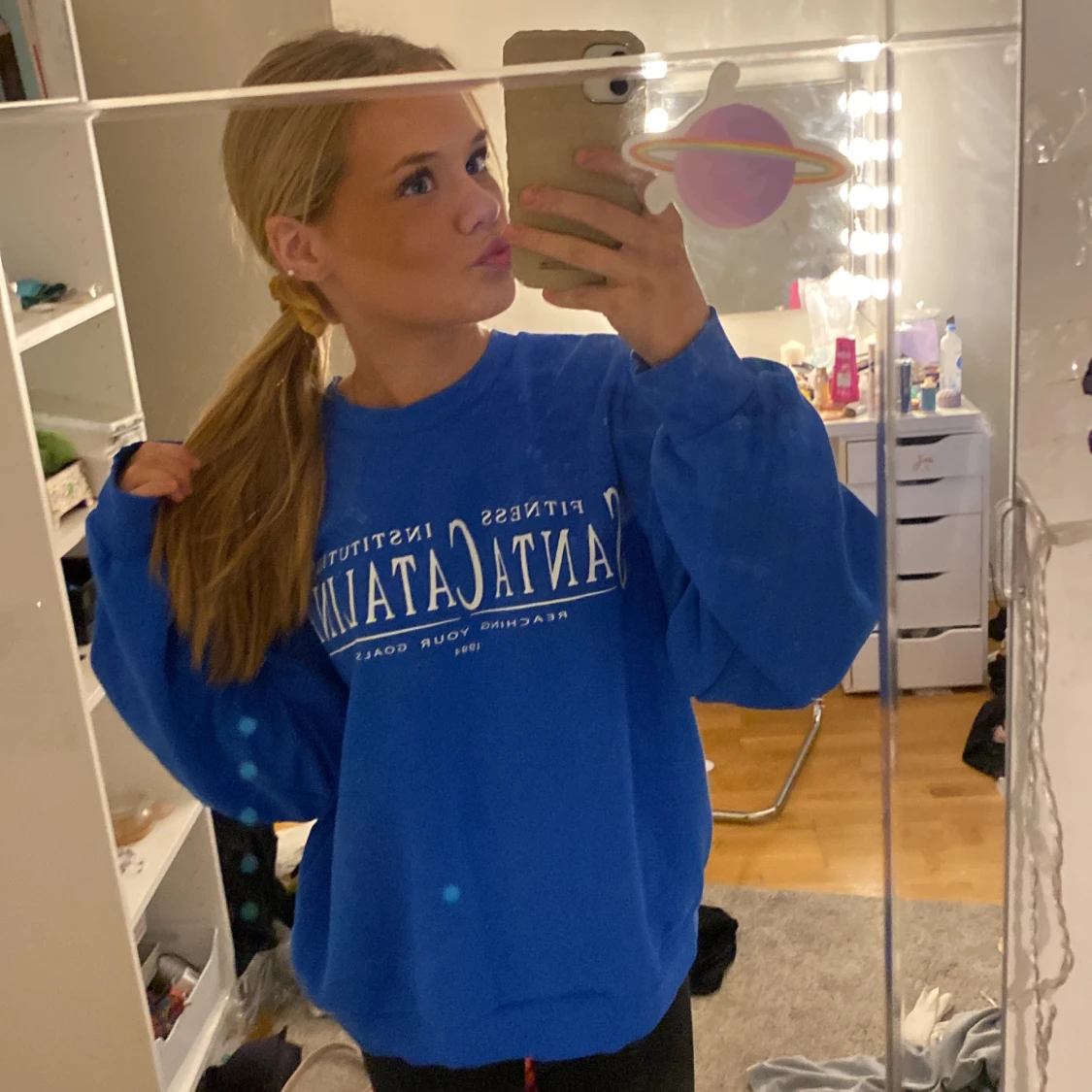 Blå tjocktröja  - 90