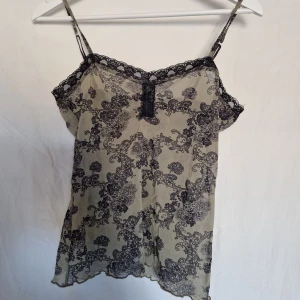 Topp - Topp i mesh i strl m