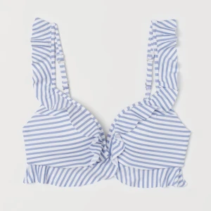 Bikini - 70. kr del eller 130 för båda  