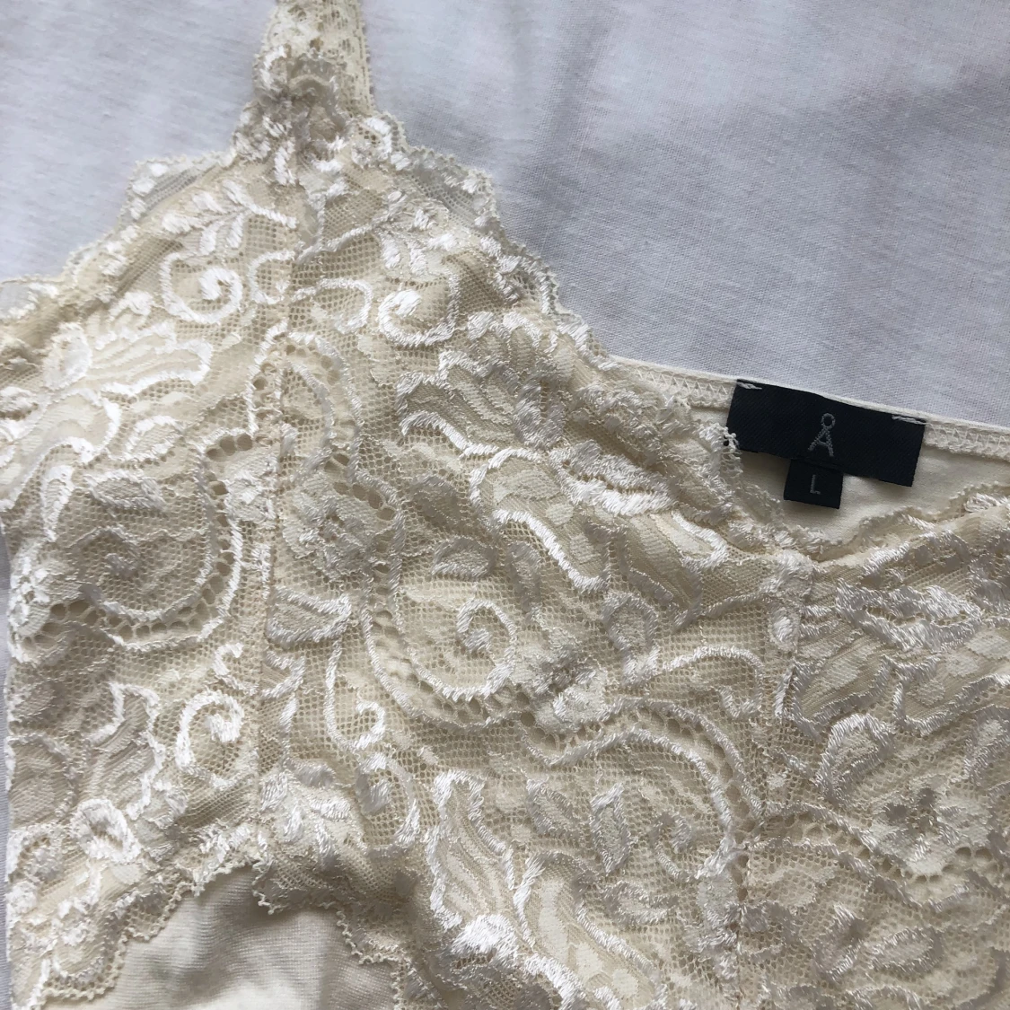 Fint spets linne - 90