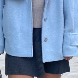 Zara kjol  - En helt oanvönd kjol från zara 