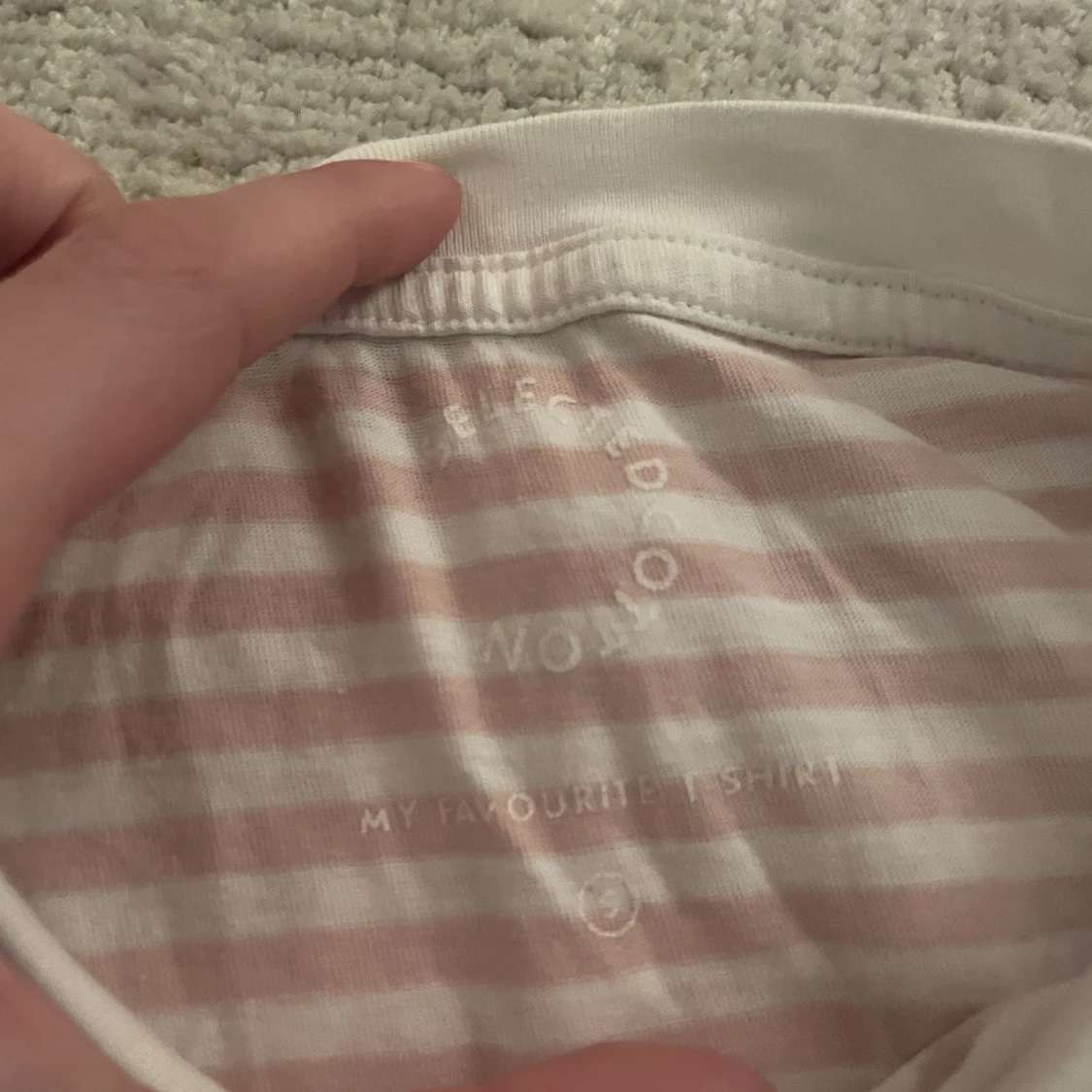 Rosa randig tröja - 90