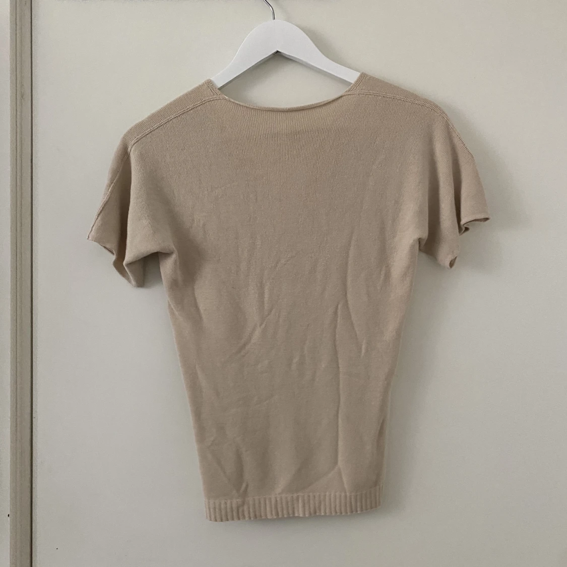Beige tröja  - 90