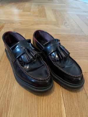 DR.MARTENS leather loafers - Läder loafers Fårö Dr.Martens i burgundy  Använda Max 2 gånger