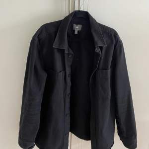 Jeansjacka, eller ”overshirt” svart, oversized 