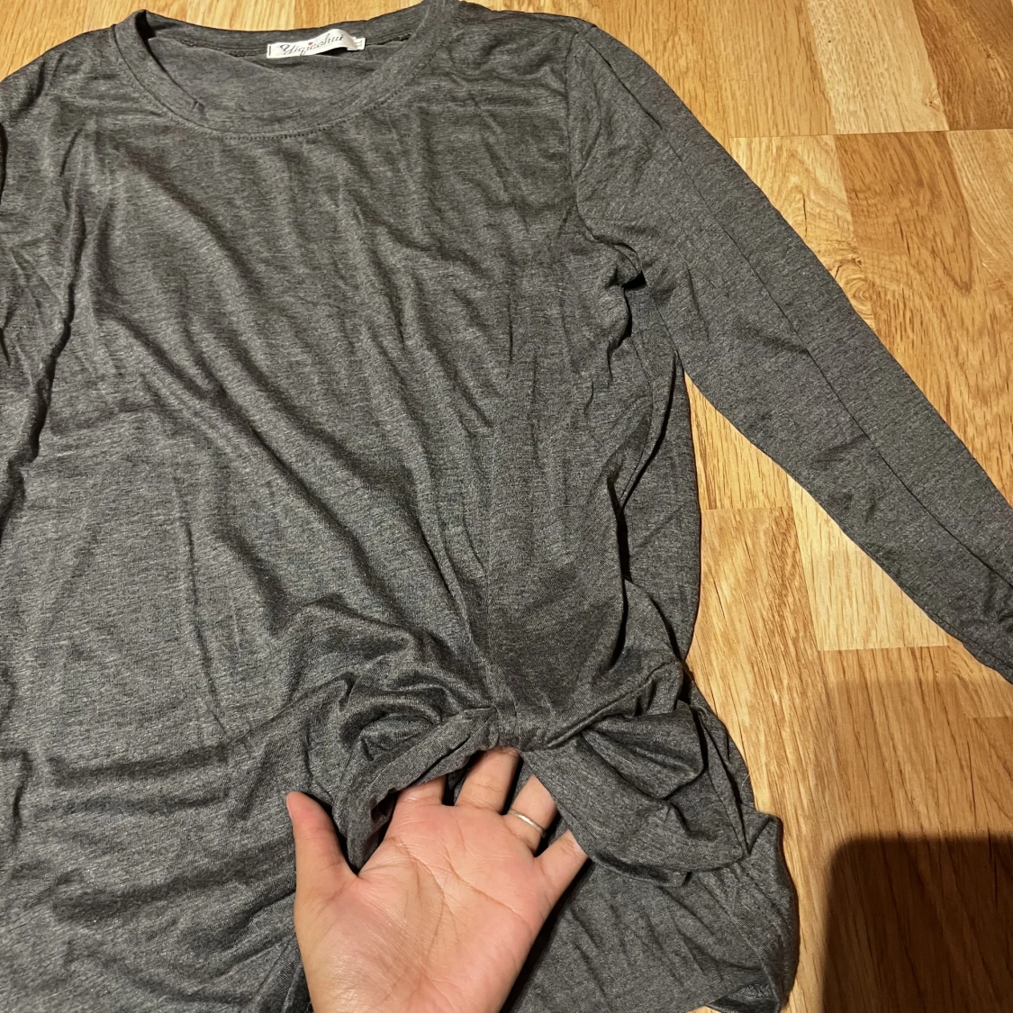 Grå långärmad  - 90